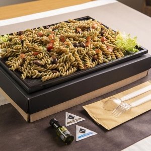 Catering primo fusilli integrali bio pomodoro olive taggiasche 02