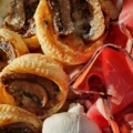 Tartelletta funghi e speck